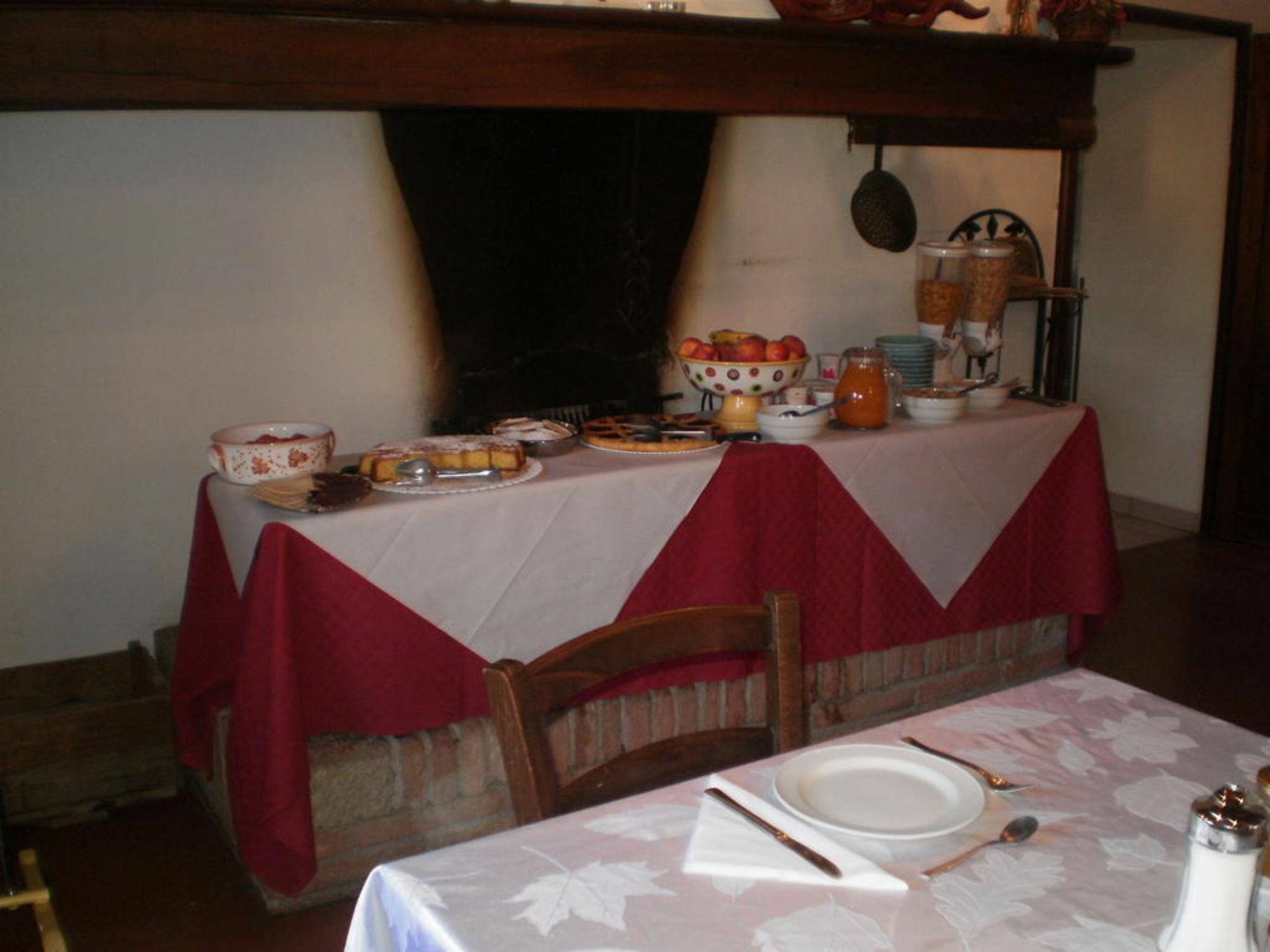 Agriturismo Natura E Salute سان جيمينيانو المظهر الخارجي الصورة